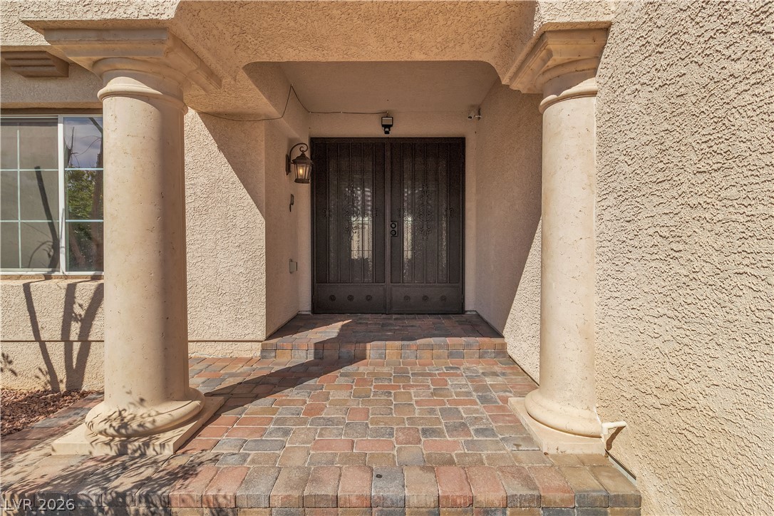 Photo 9 of 89, 9967 Pipestone Street