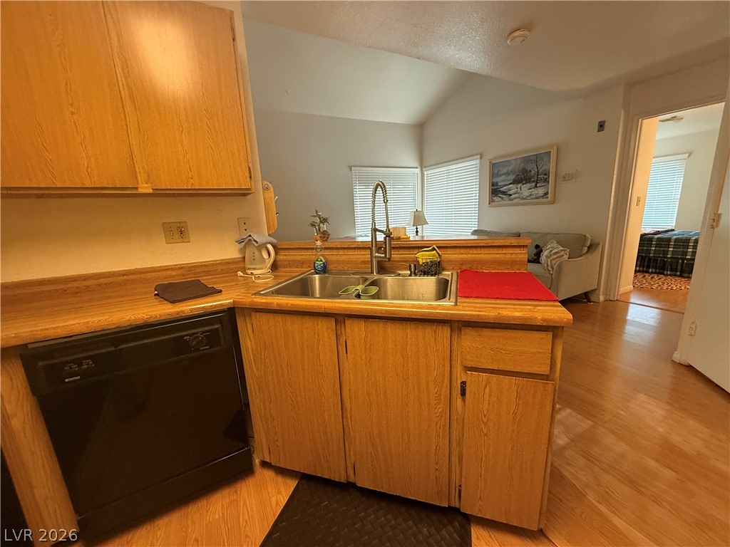 Photo 10 of 21, 460 Elm Drive #201