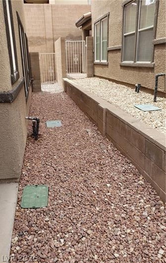 Photo 6 of 47, 167 Desert Pond Avenue