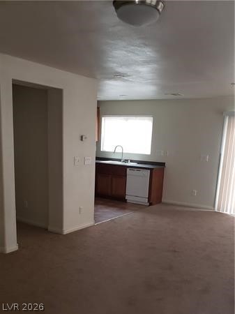 Photo 15 of 47, 167 Desert Pond Avenue