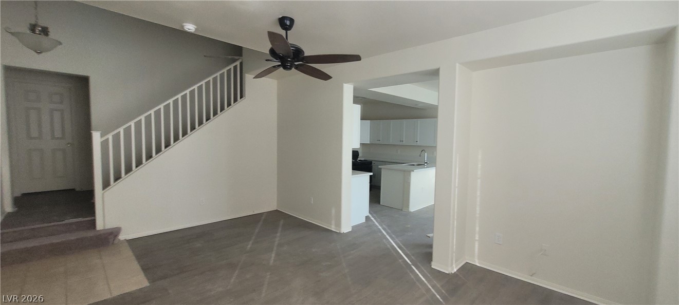 Photo 7 of 40, 8695 Canfield Canyon Avenue