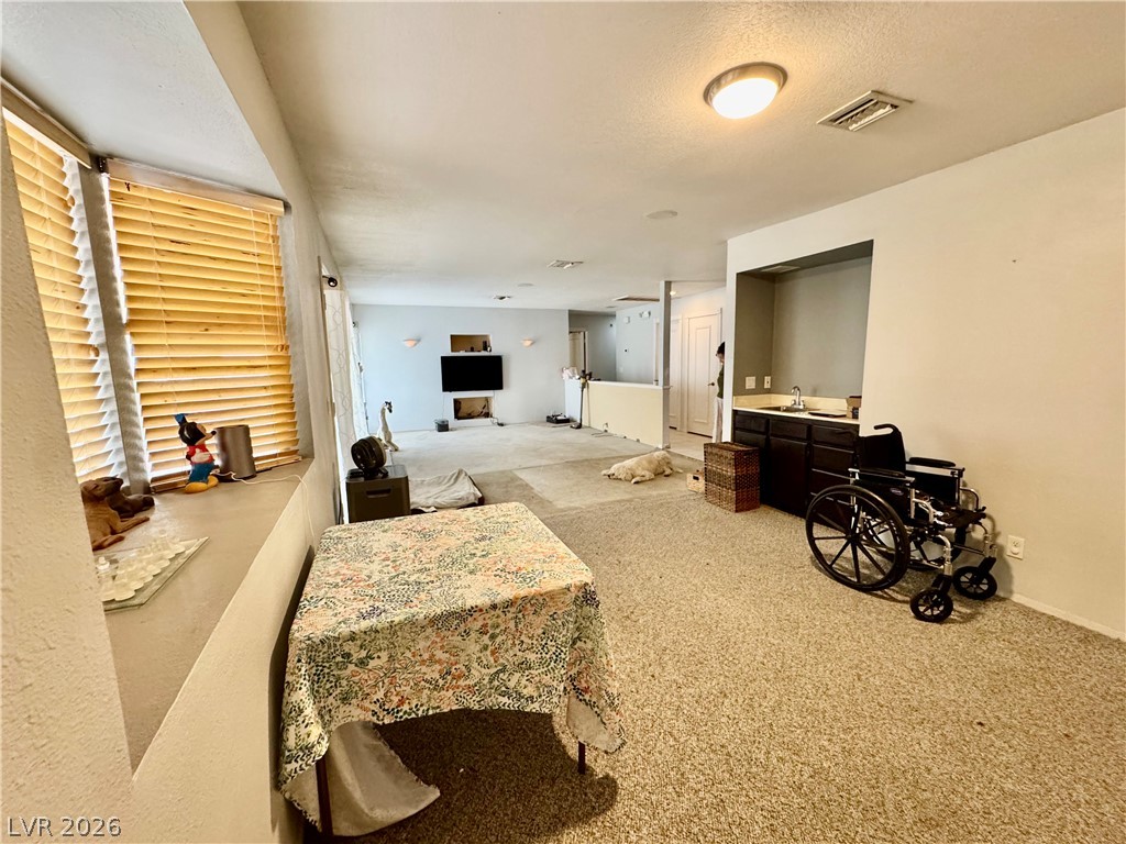 Photo 9 of 26, 1720 Carlos Drive