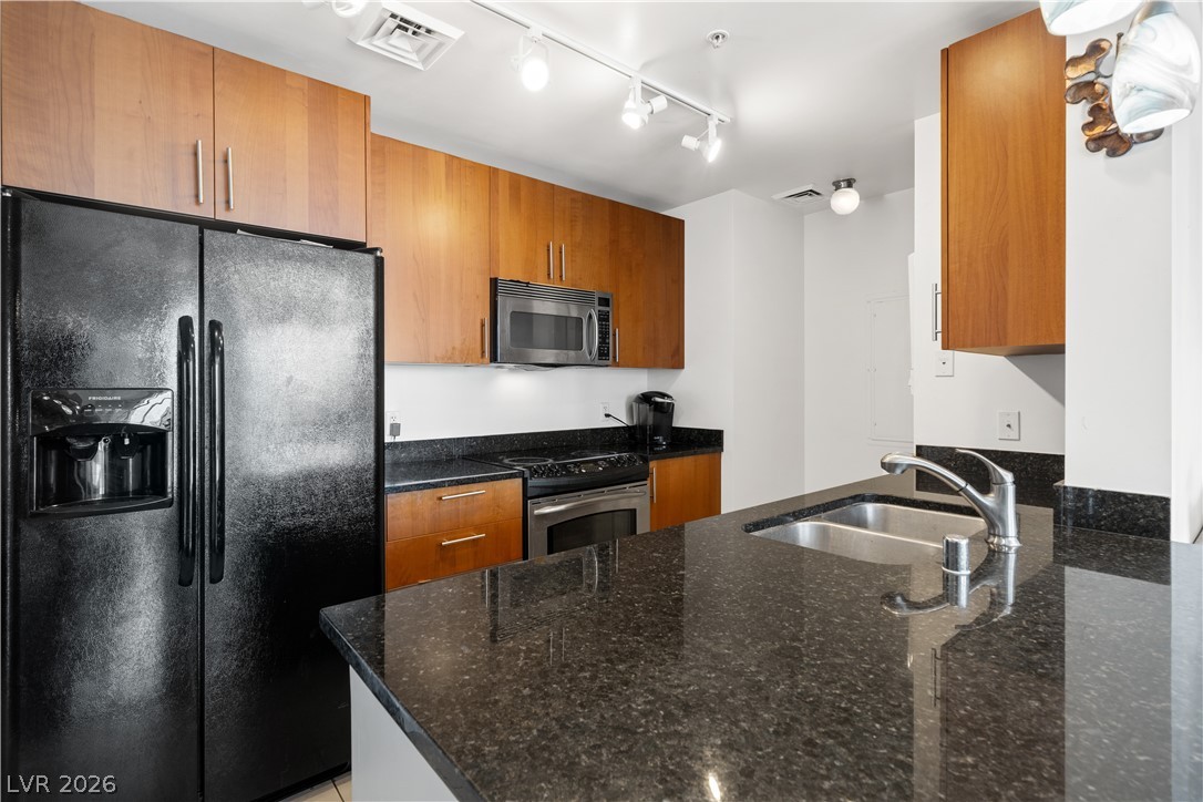 Photo 8 of 29, 200 W Sahara Avenue #1804