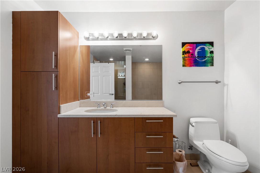 Photo 24 of 29, 200 W Sahara Avenue #1804