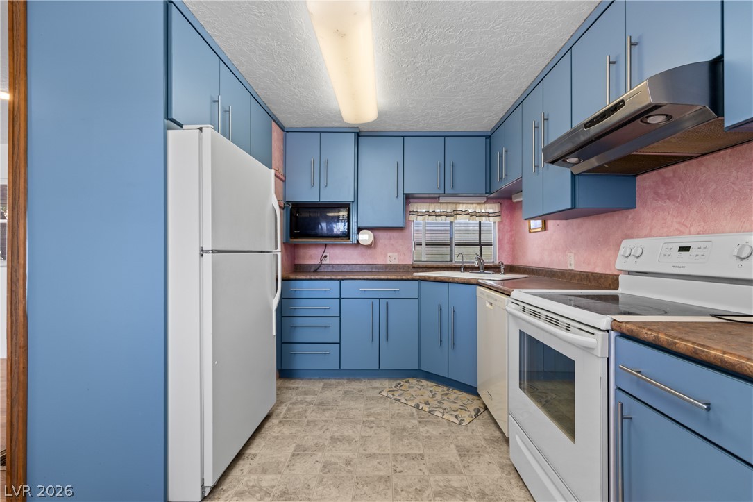 Photo 8 of 91, 650 W McDonald Avenue