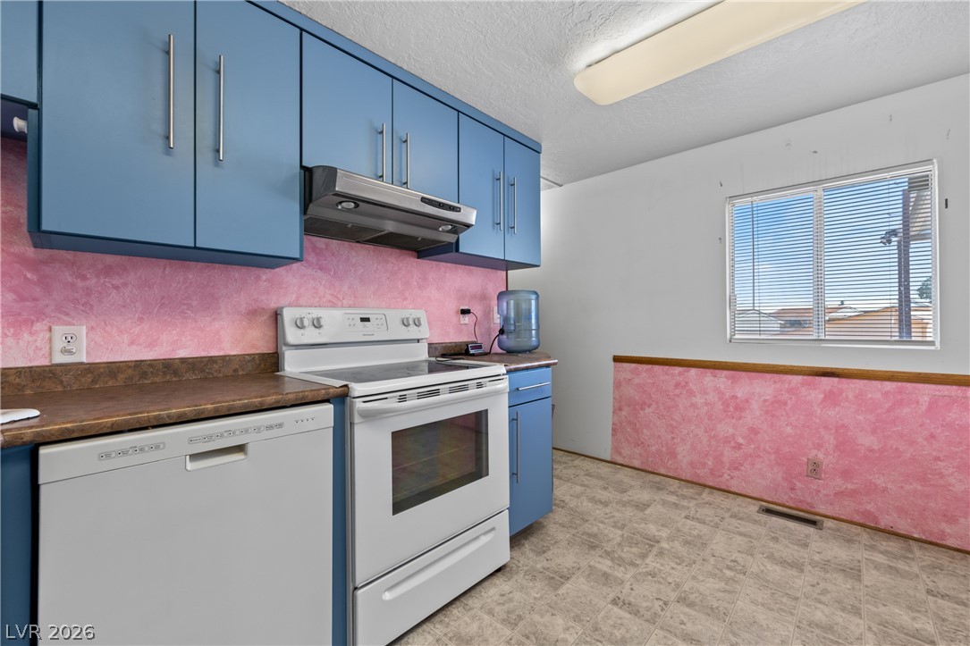 Photo 10 of 91, 650 W McDonald Avenue