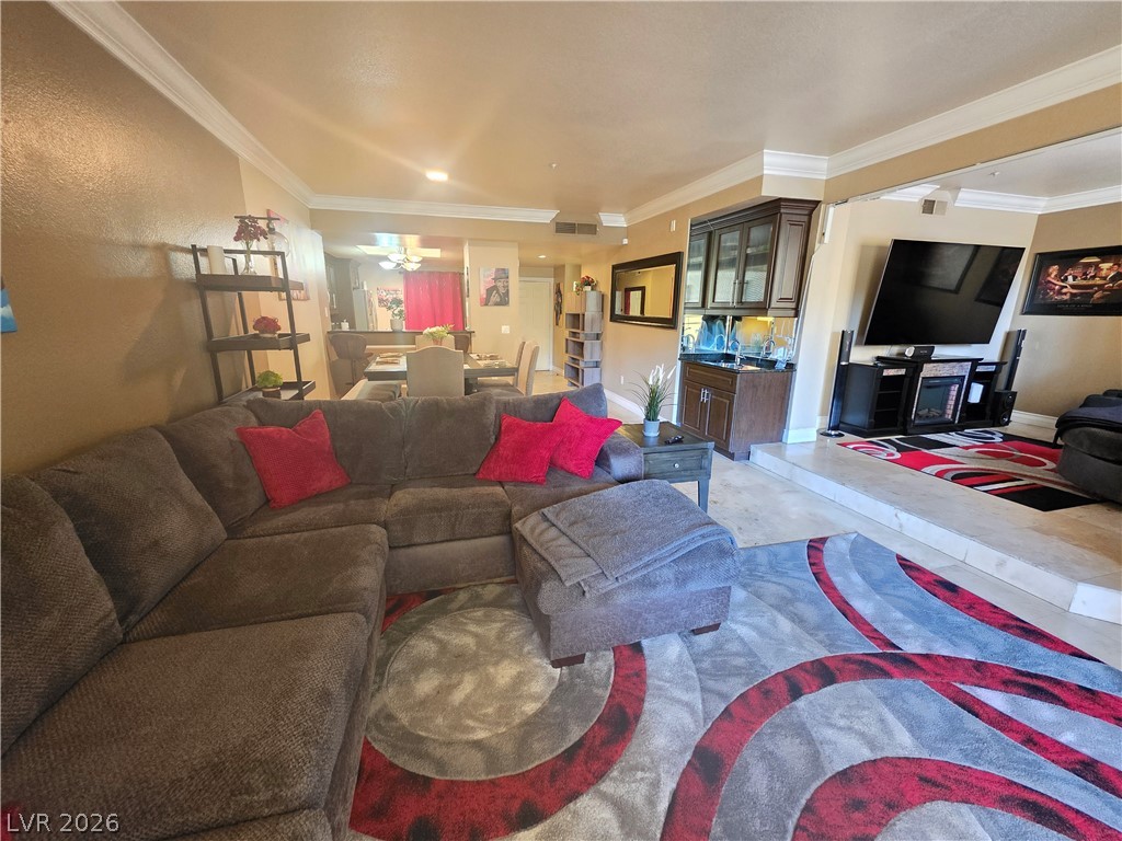 210 E Flamingo Road #101, Las Vegas 89169