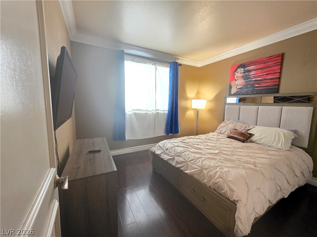 Photo 18 of 39, 210 E Flamingo Road #101