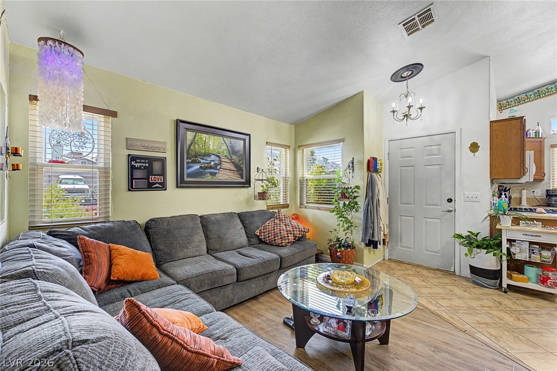 Photo 7 of 26, 6644 Mount Dutton Drive