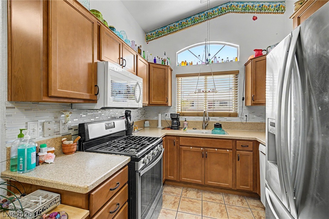 Photo 10 of 26, 6644 Mount Dutton Drive
