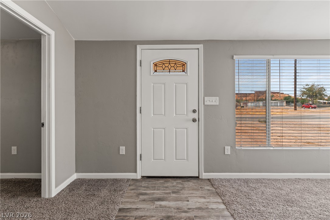 Photo 3 of 480 W Thomas Avenue