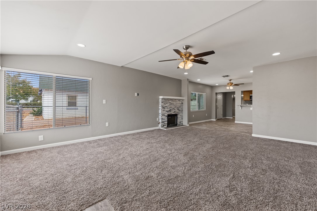 Photo 4 of 480 W Thomas Avenue