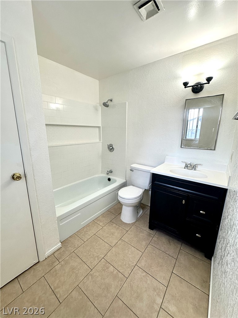 Photo 17 of 19, 4694 Dennis Way
