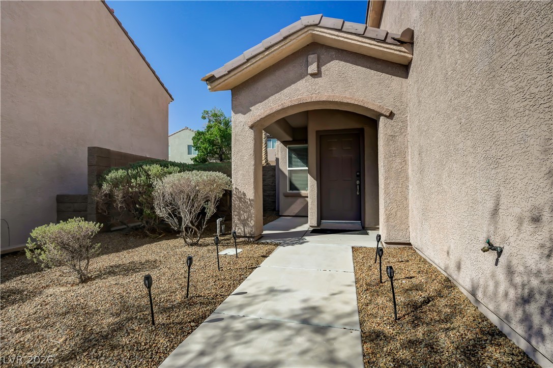 Photo 3 of 2660 Strichen Avenue