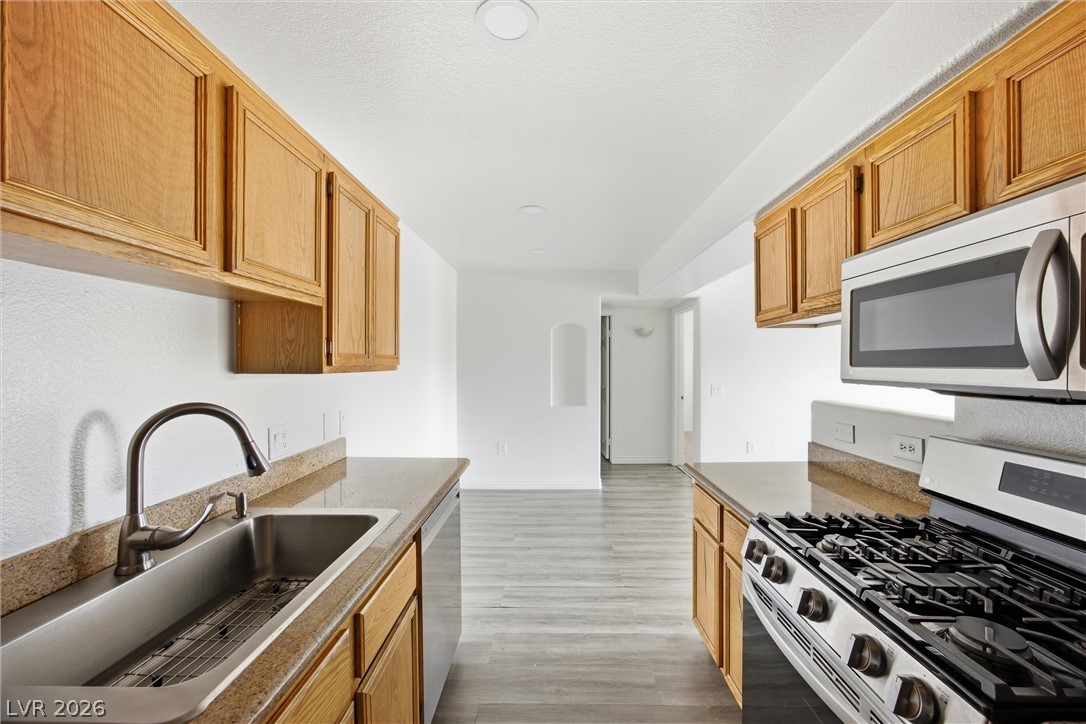 Photo 10 of 22, 3318 N Decatur Boulevard #2114