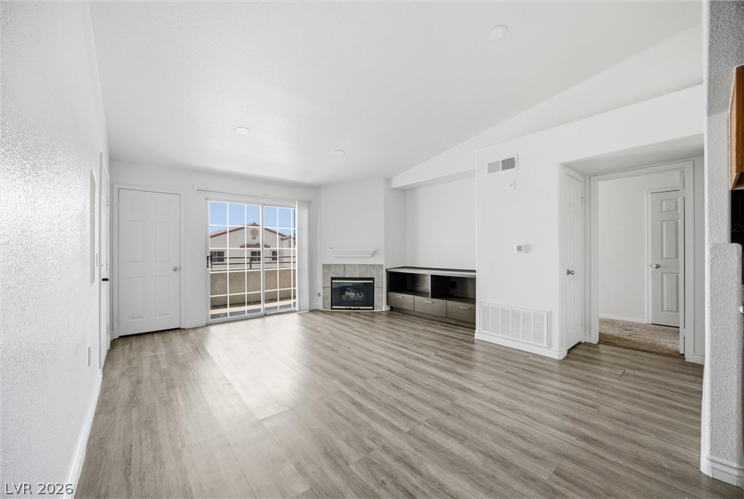 Photo 6 of 22, 3318 N Decatur Boulevard #2114