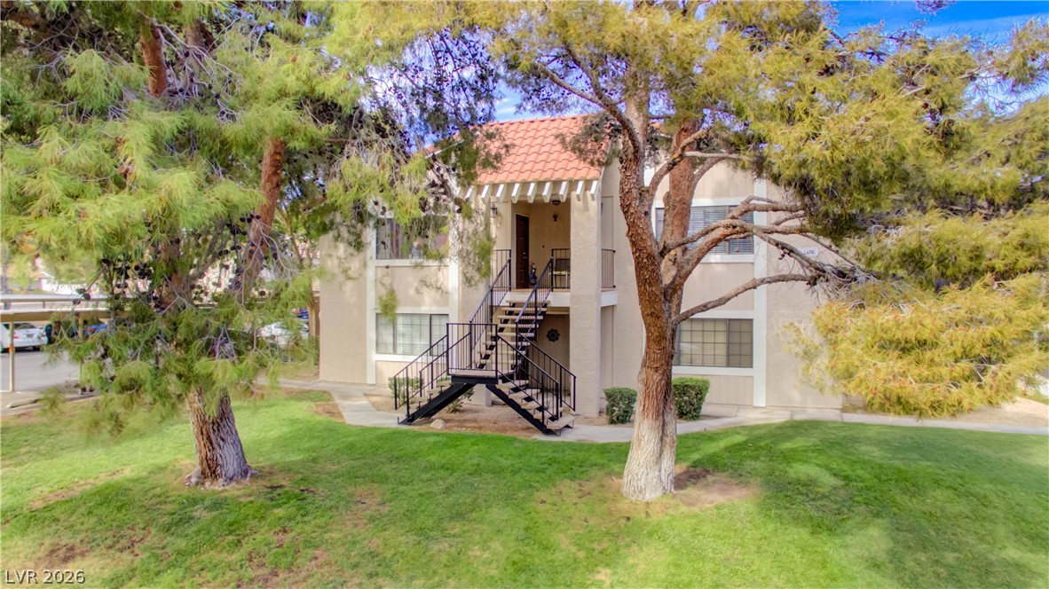 Photo 8 of 11, 1316 Capri Drive #D