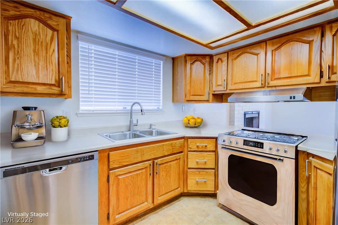 Photo 3 of 1316 Capri Drive #D