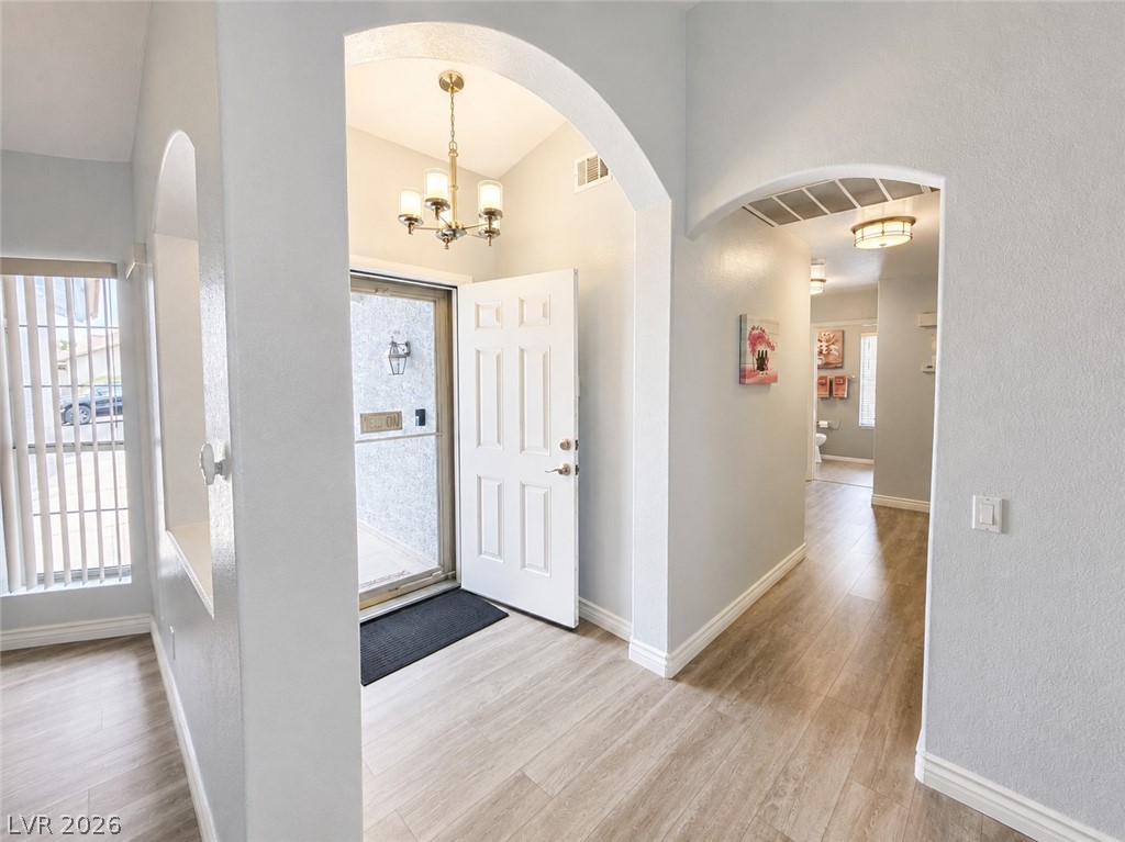 Photo 18 of 26, 4400 Cobblehill Way