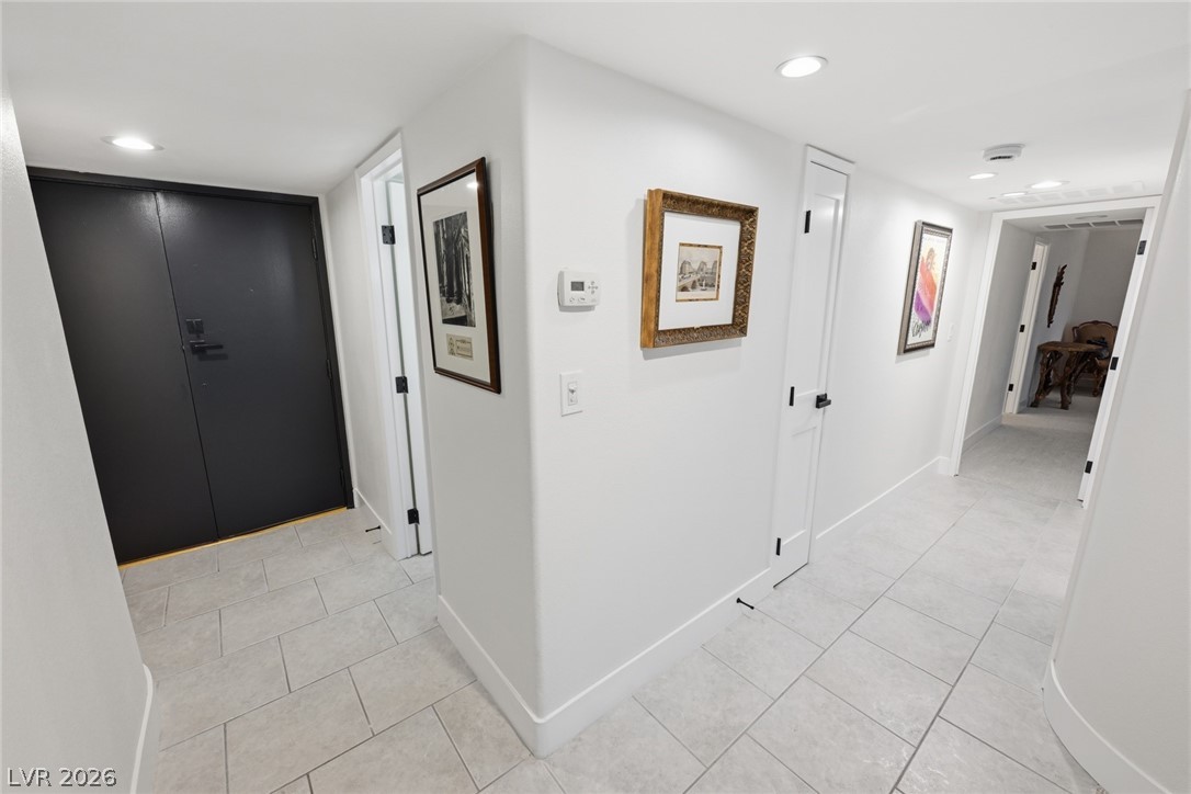 Photo 11 of 49, 3111 Bel Air Drive #15D