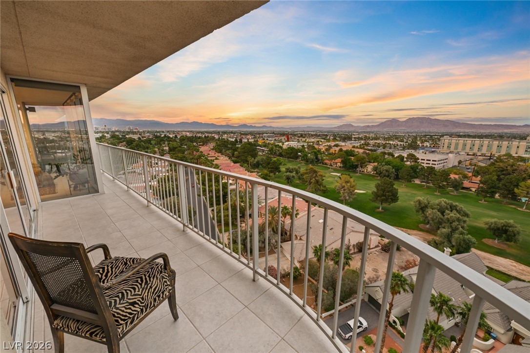 Photo 36 of 49, 3111 Bel Air Drive #15D