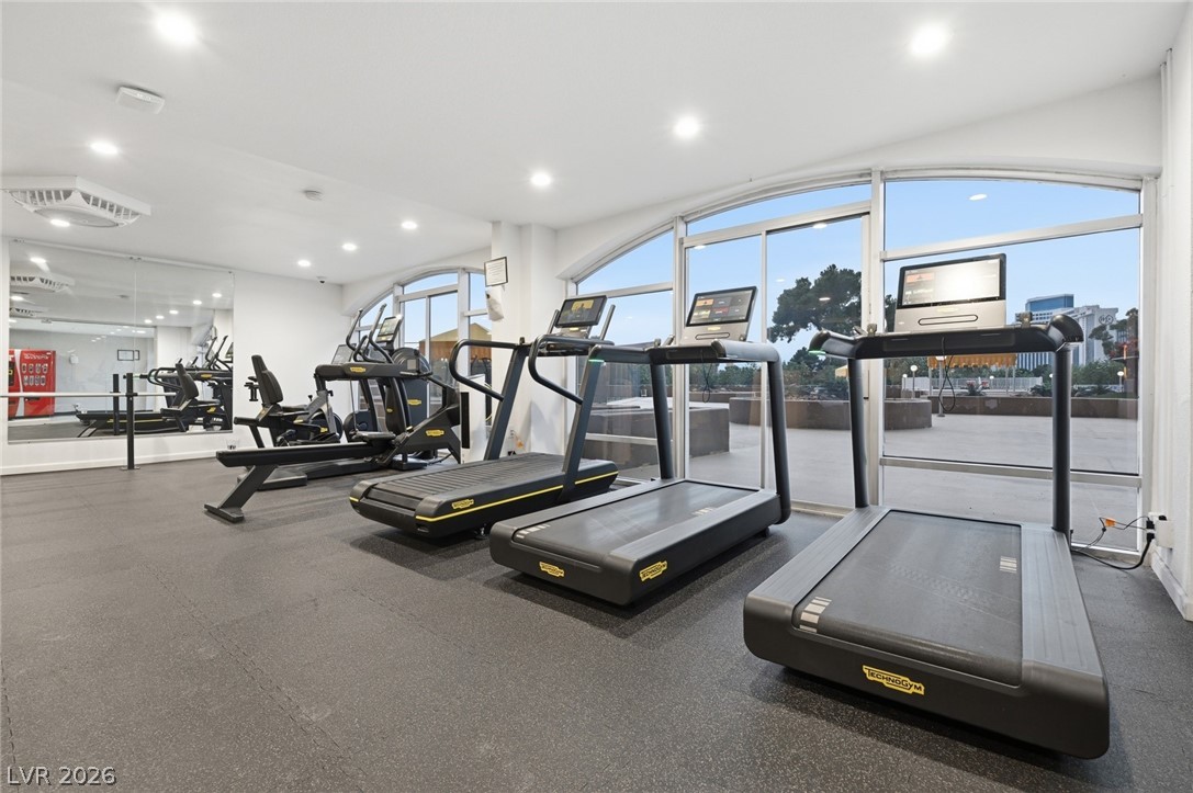 Photo 46 of 49, 3111 Bel Air Drive #15D