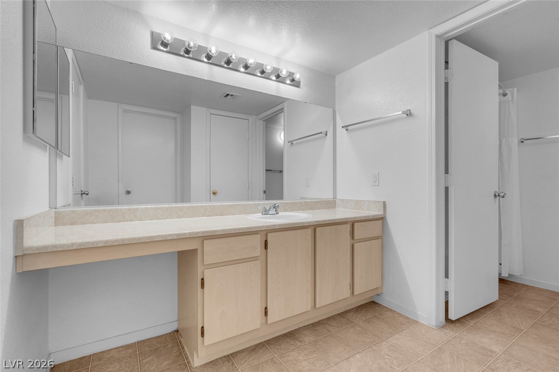Photo 24 of 38, 555 E Silverado Ranch Boulevard #2159