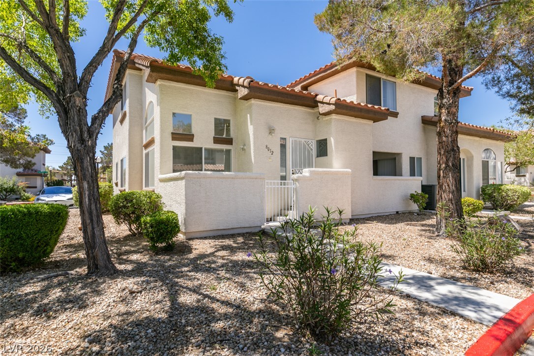 Photo 4 of 8012 Divine Drive