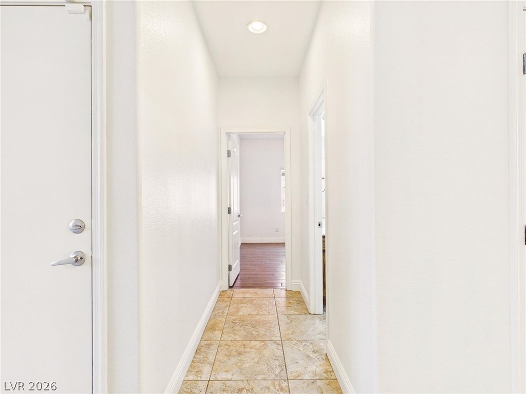 Photo 38 of 61, 4791 Leone Avenue