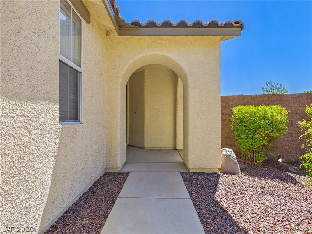 Photo 7 of 61, 4791 Leone Avenue