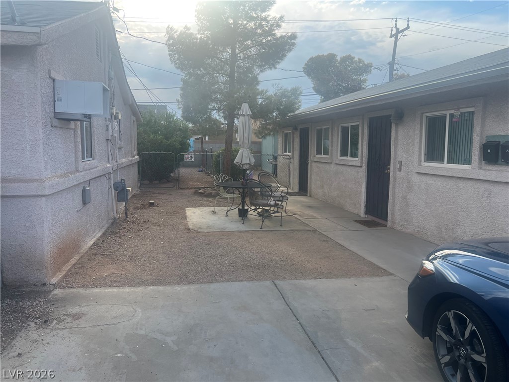 Photo 4 of 1805 Moser Drive