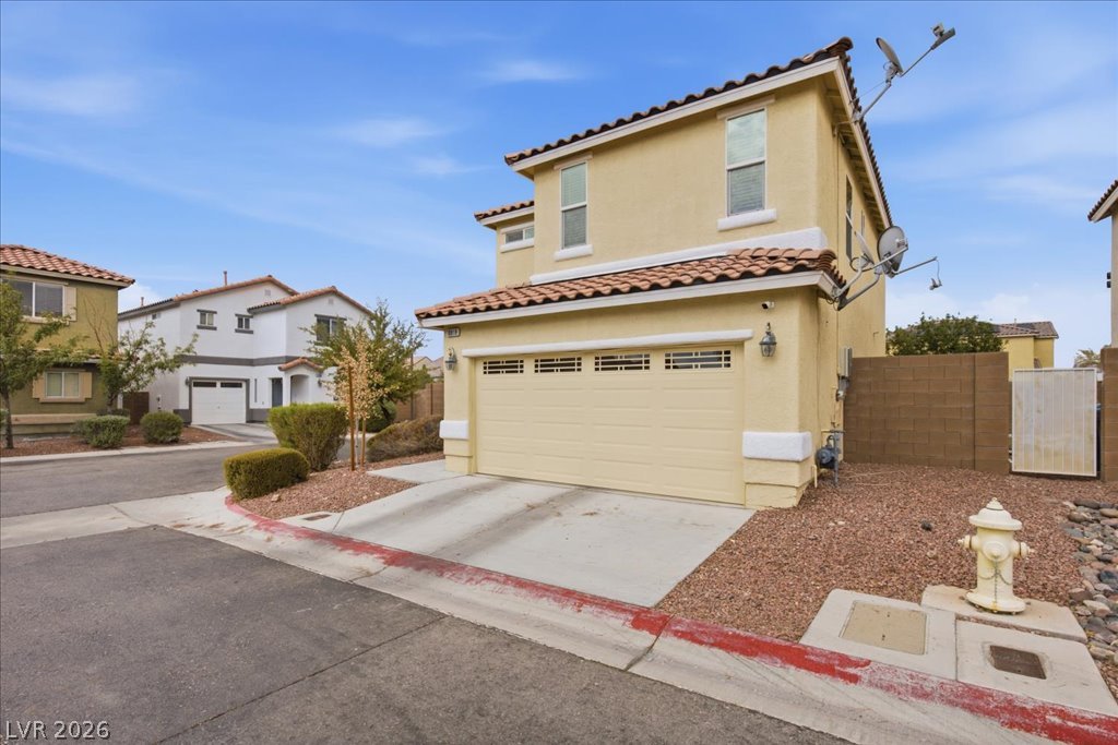 Photo 3 of 10818 Rosabella Street