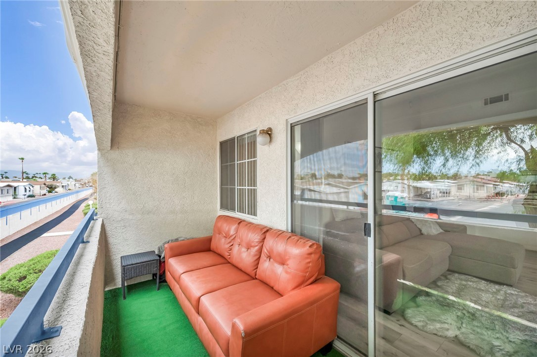 Photo 20 of 30, 2725 S Nellis Boulevard #2103