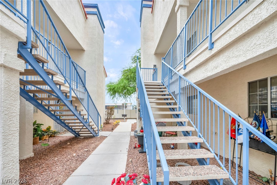 Photo 8 of 30, 2725 S Nellis Boulevard #2103