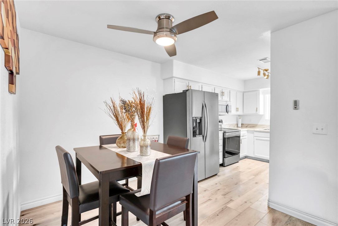 Photo 11 of 30, 2725 S Nellis Boulevard #2103