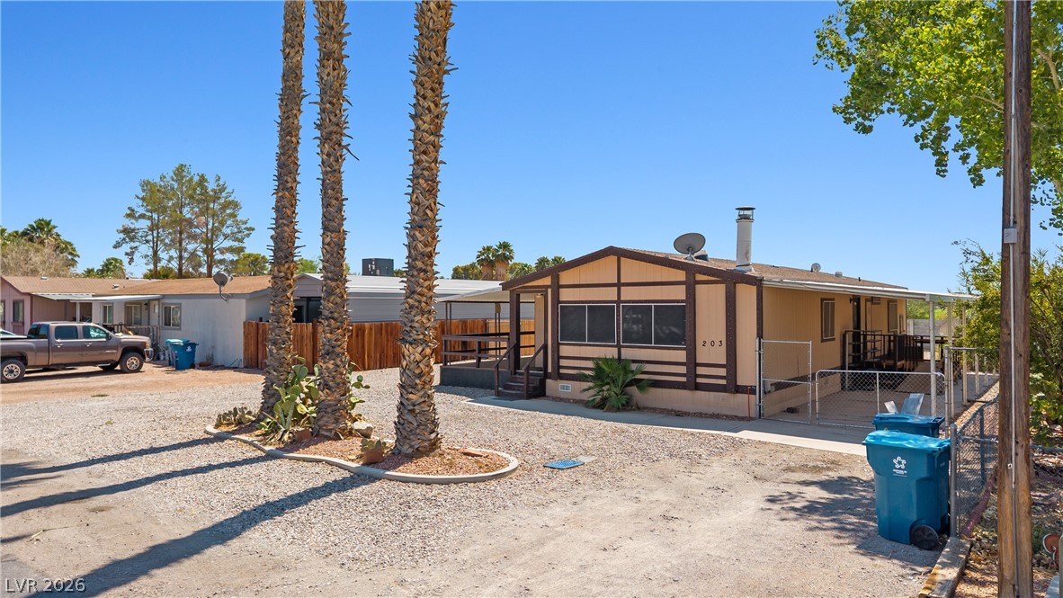 Photo 4 of 203 Trailzend Avenue