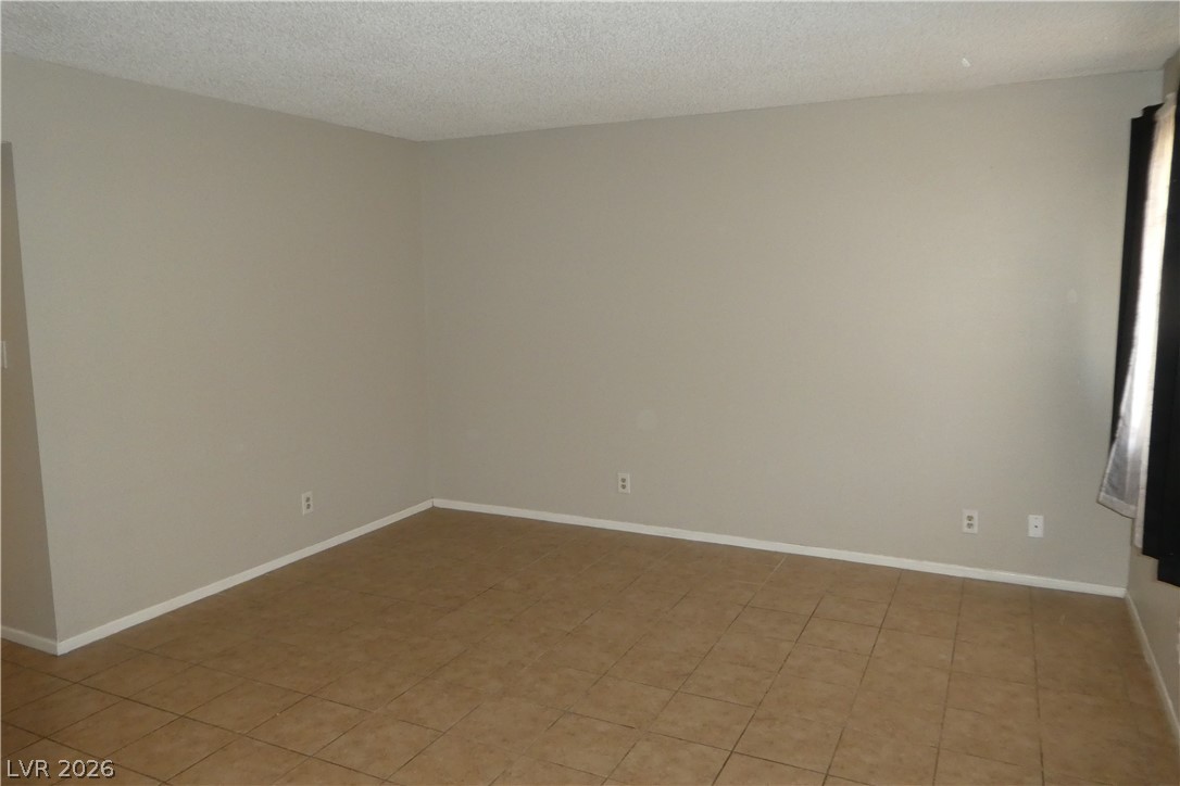 Photo 4 of 212 Orland Street #30