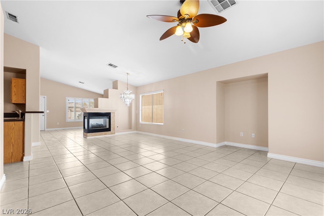 Photo 8 of 39, 137 Winley Chase Avenue