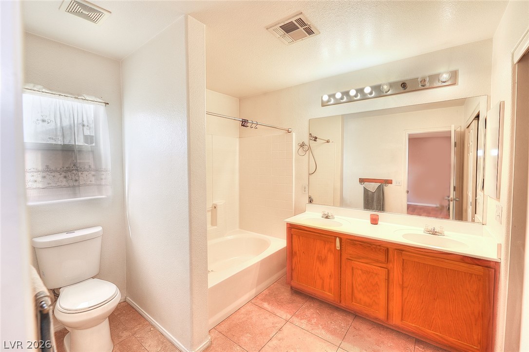 Photo 6 of 22, 4133 Kemble Court