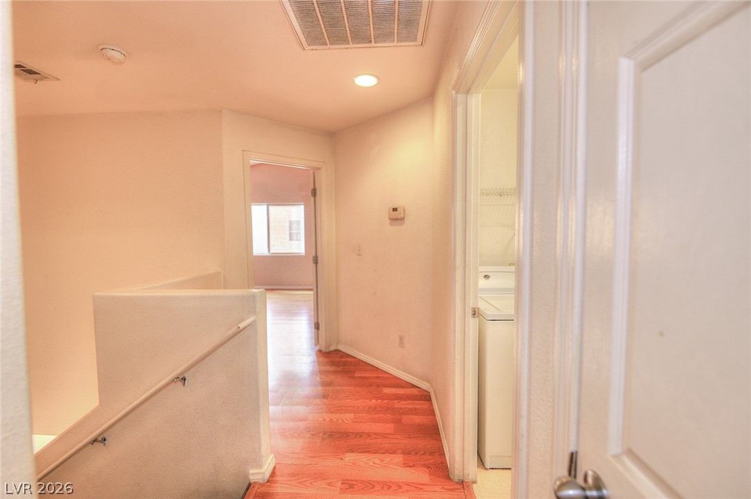 Photo 9 of 22, 4133 Kemble Court
