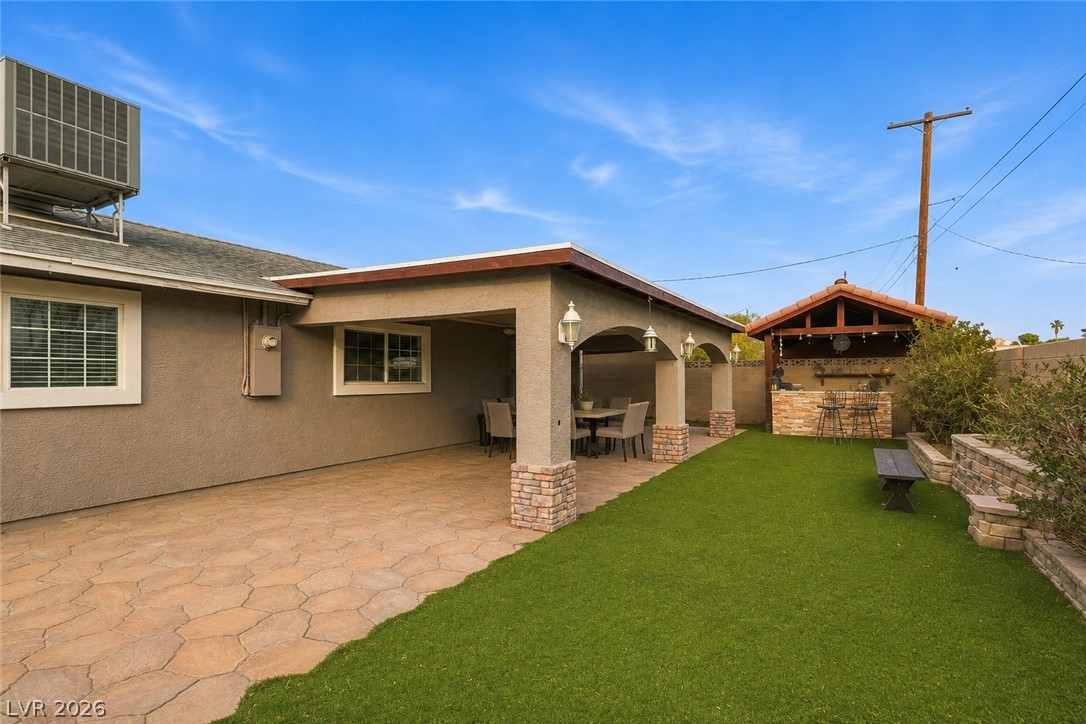 Photo 3 of 6232 McAllister Avenue