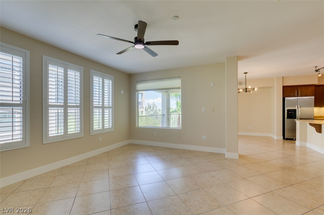 Photo 13 of 43, 2555 Hampton Road #3203