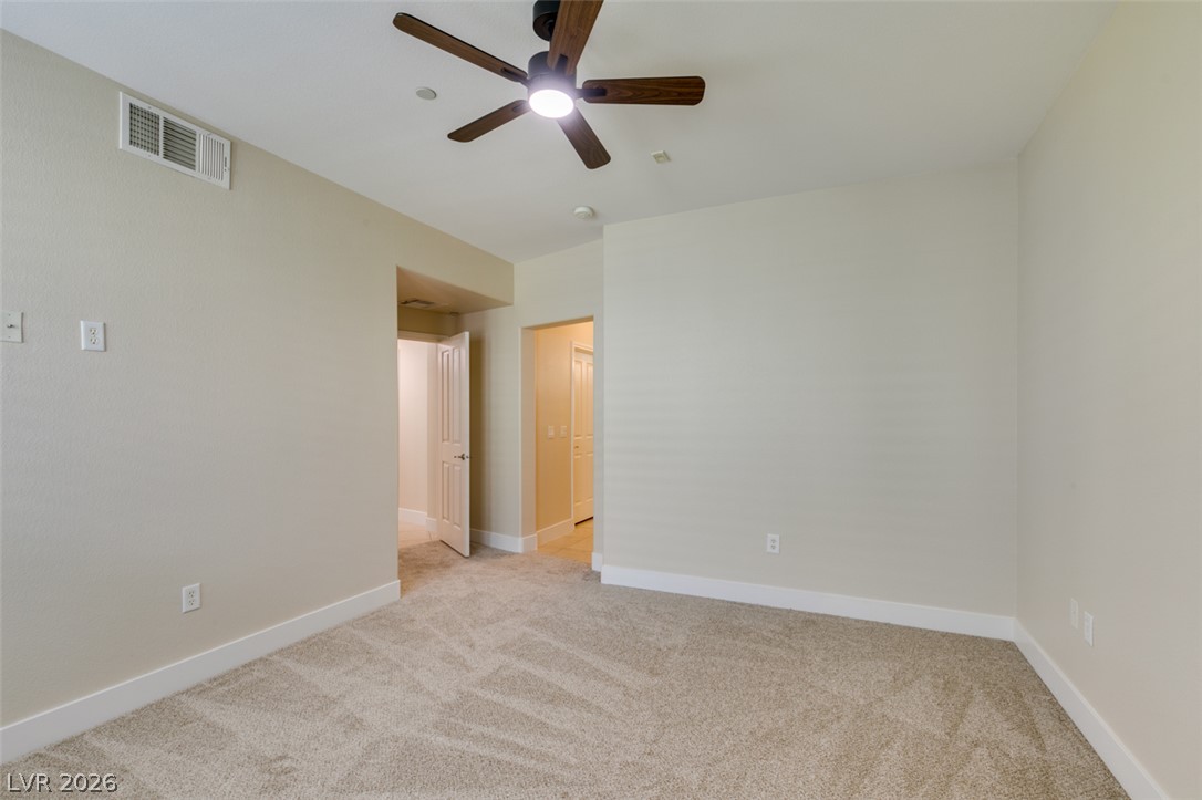 Photo 39 of 43, 2555 Hampton Road #3203