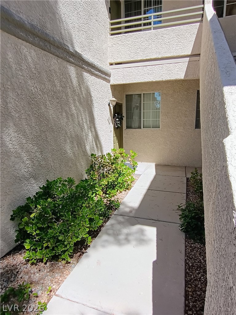 Photo 6 of 70, 10213 Penrith Avenue #103
