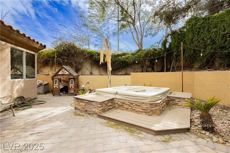 Photo 23 of 31, 4401 Inez Drive