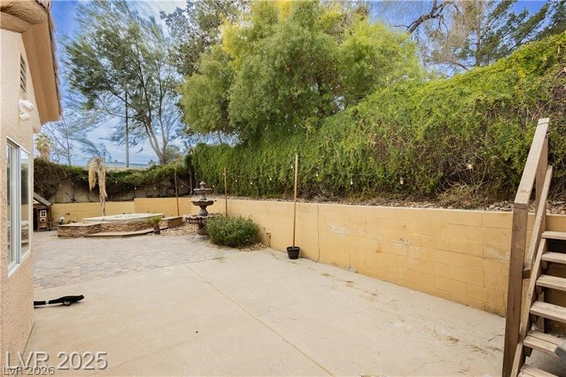 Photo 25 of 31, 4401 Inez Drive
