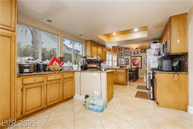 Photo 8 of 31, 4401 Inez Drive