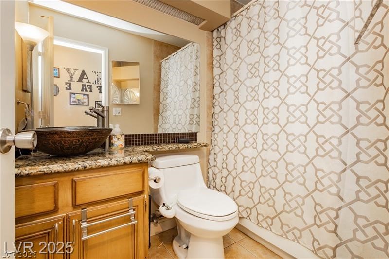Photo 14 of 31, 4401 Inez Drive