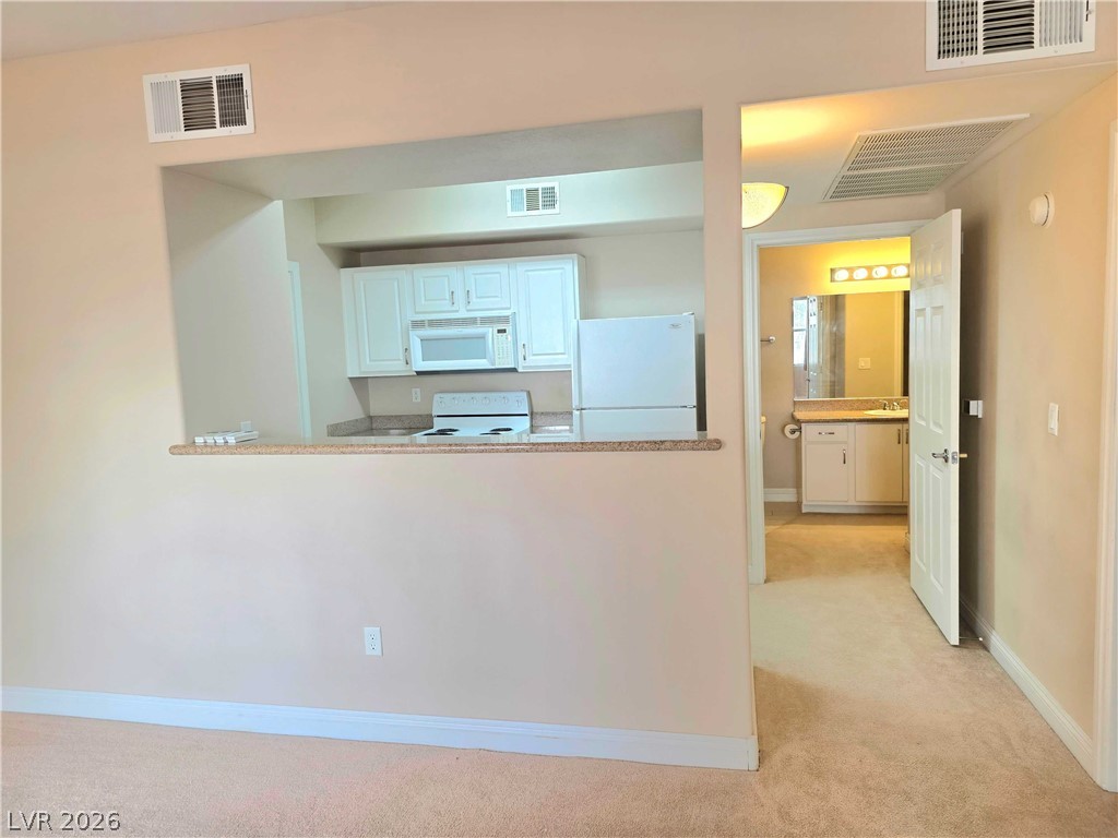 Photo 8 of 18, 8000 W Badura Avenue #1047