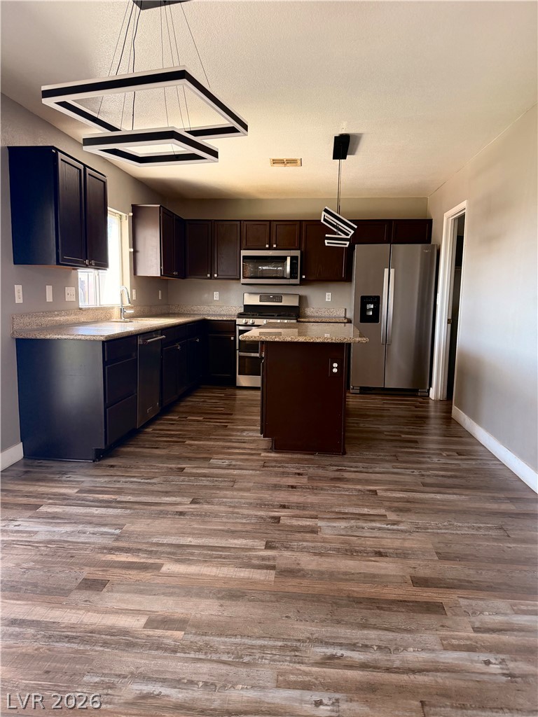 Photo 9 of 22, 5542 Black Sea Court